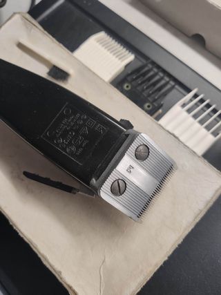 Maquinilla eléctrica afeitar  Famex