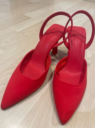 Tacones Rojos Stradivarius