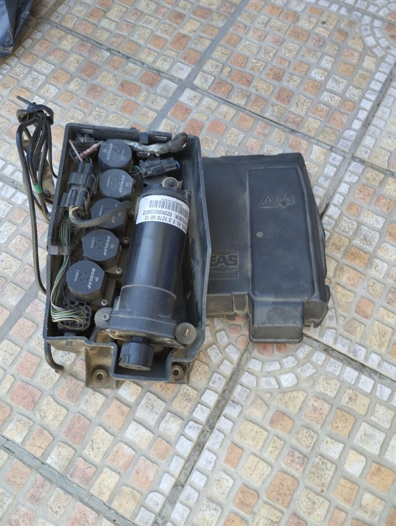 Land Rover Range Rover 2003 - foto 1