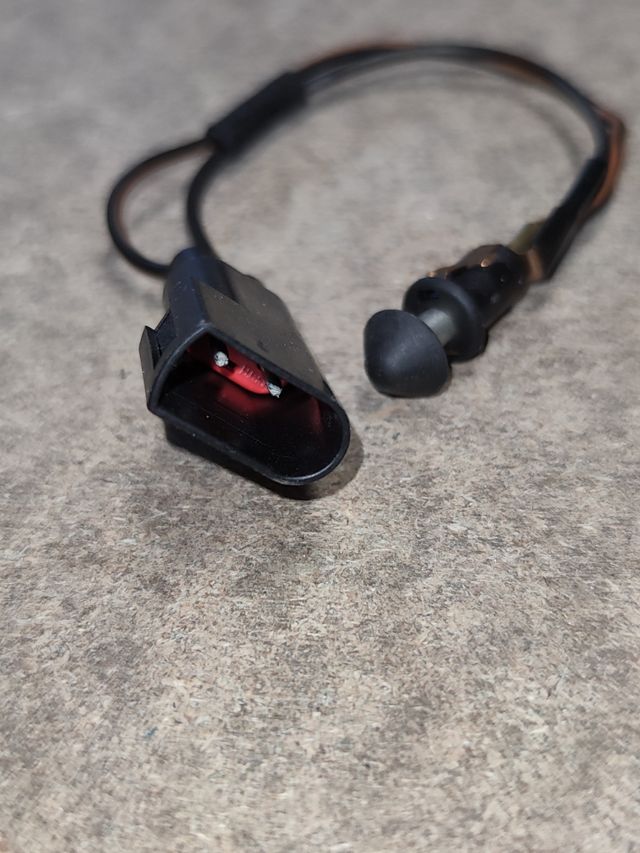 Interruptor luz maletero Ford Mondeo