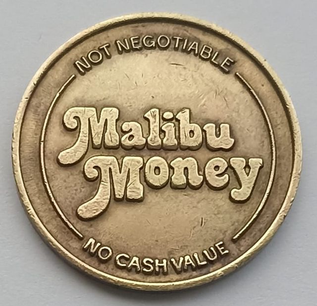 Ficha Token Malibú Money Latón Antigua