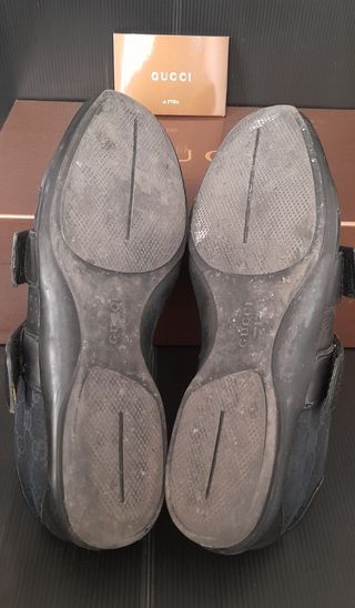 Gucci A3N30-1000, in pelle nera