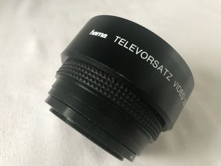 001. Hama Video Televorsatz Video 2,0X