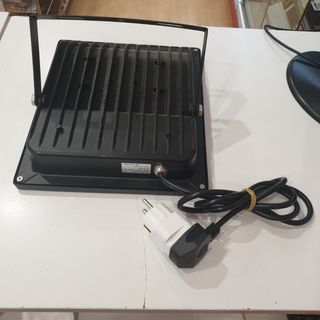 FOCO LUZ LED UV