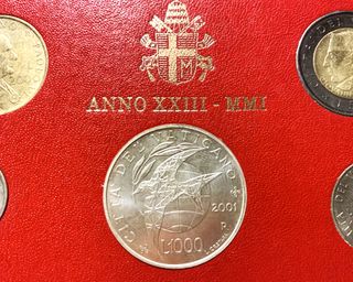 Serie Divisionale VATICANO 2001 XXIII-7 Monete+1Ag