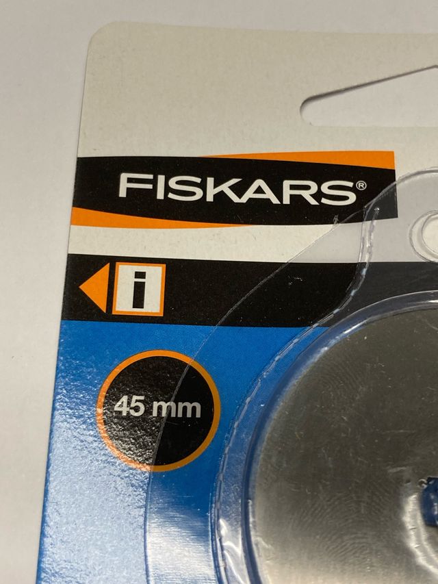 Cuchilla rotatoria de titanio Fiskars