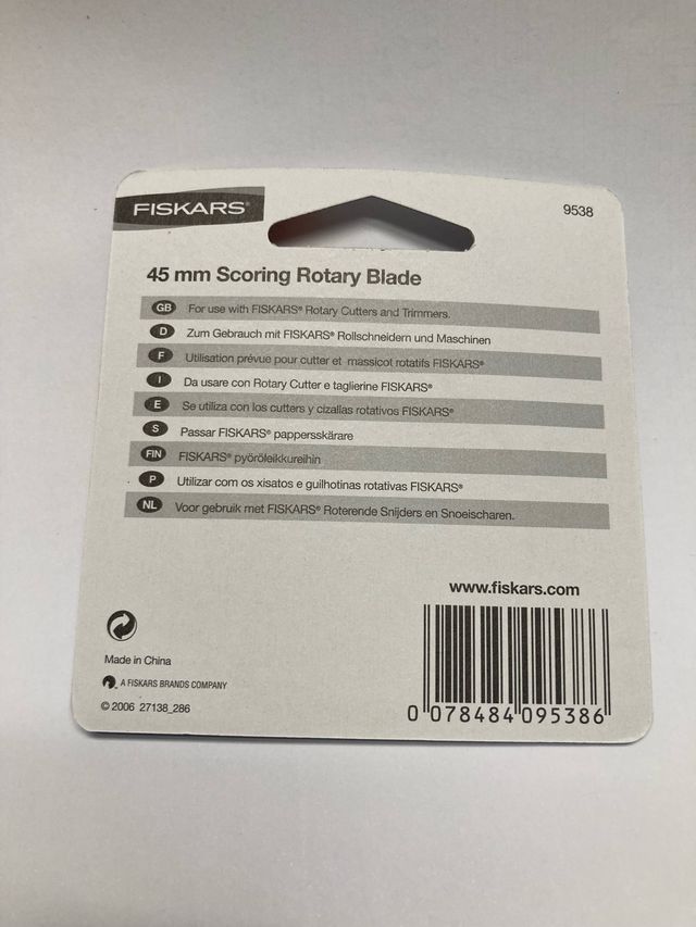 Cuchilla rotatoria de titanio Fiskars