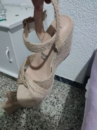 Sandalias con cuña