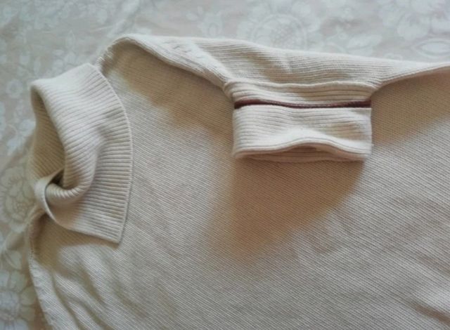 Poncho marca Massimo Dutti