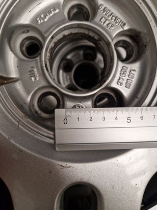 Llantas golf iv R16 originales