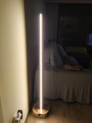 Lampara auxiliar sofás.