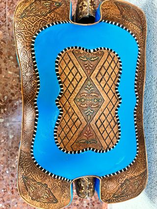 Taburete arabe de piel