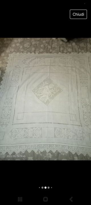 Tovaglietta ricamata