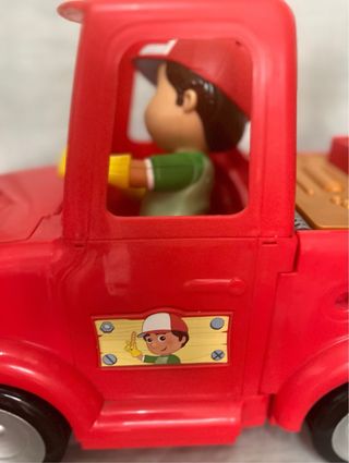 CHOLLO  “ MANNY MANITAS   SU CAMION Y HERRAMIENTAS