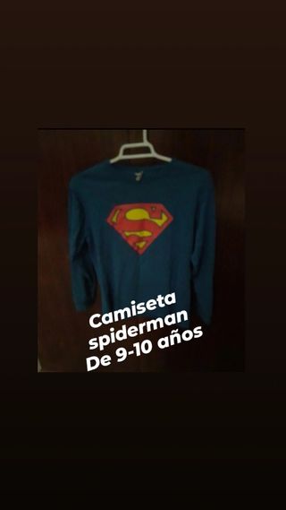 Camiseta de superman para ñiña.