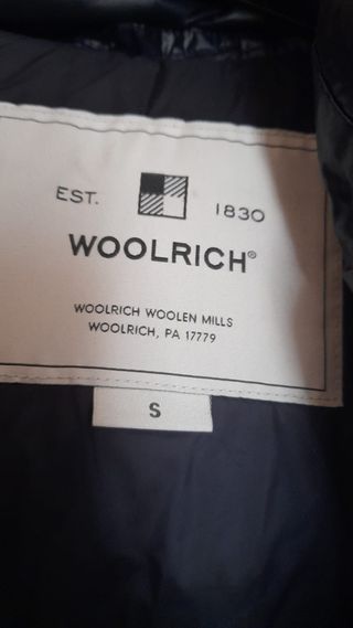 GIUBBINO DONNA IN POLIAMMIDE -NYLON BRAND WOOLRICH