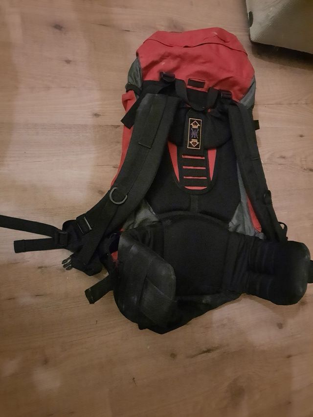 MOVHILA 45 LITROS ROJA