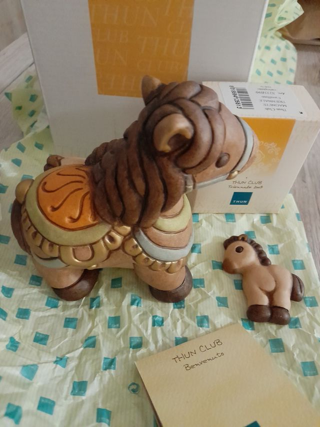 Thun club cavallo e magnete