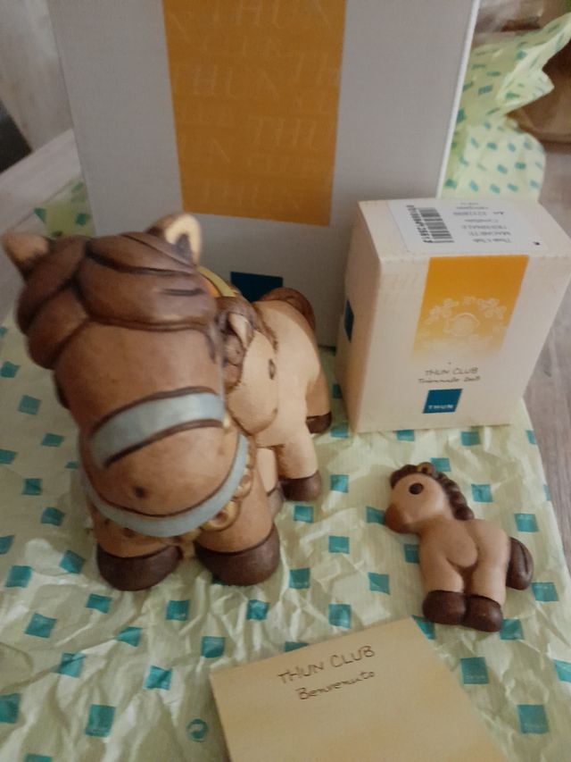 Thun club cavallo e magnete