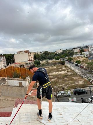 Reformas y tejados .
