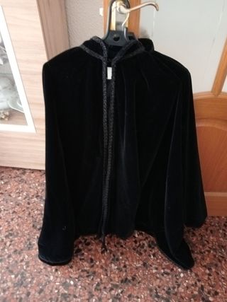 Capas de fallera de terciopelo