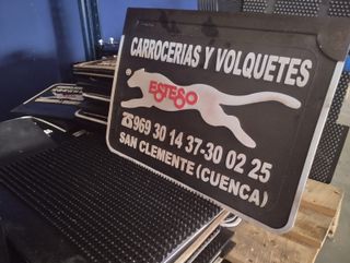 GUARDABARROS  PARA SEMIRREMOLQUES FURGONES