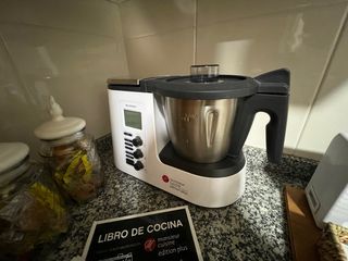 Robot monsieur cuisine edition plus A ESTRENAR