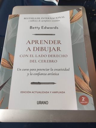 Dibujar con la parte derecha del cere