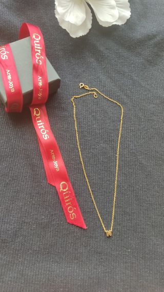 Colgante bañado oro letraN