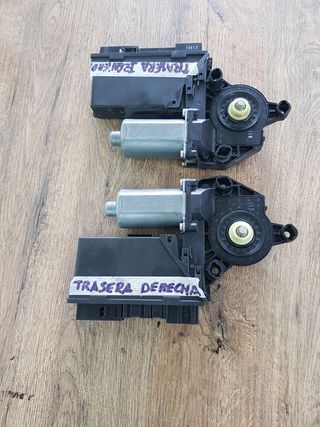 MOTOR ELEVALUNAS TRAS IZQ Y DCH
