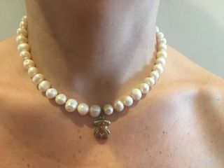 Collar de perlas cultivadas mas osito en plata