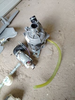 Piezas de lavavajillas Beko DFS1411