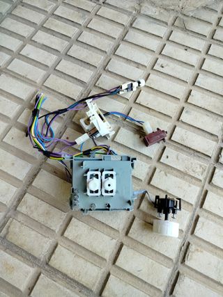 Piezas de lavavajillas Beko DFS1411