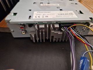 Radio Pionner DEH-1700UB