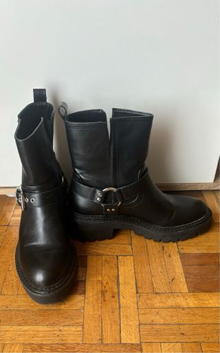 Botines marrones y negros