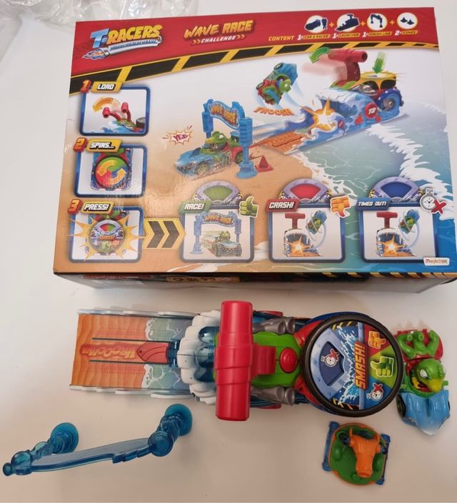 Superthings. Wave race