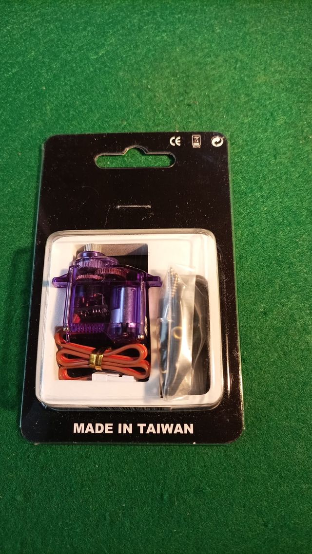 Aeromodelismo avion Mini Servo Turnigy BB380MC