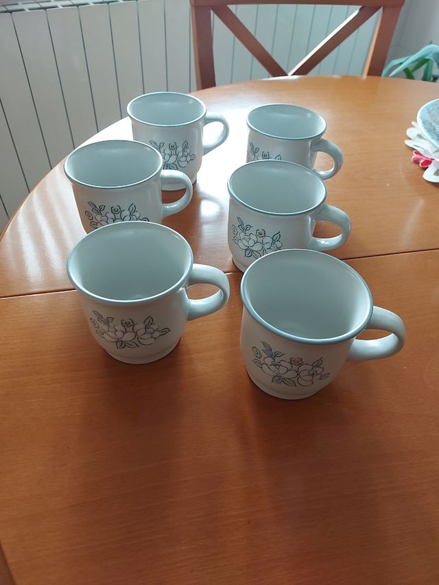 Tazas de loza