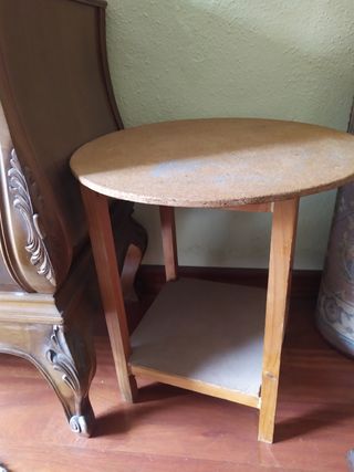 Mesa camilla pequeña 