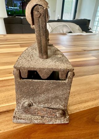 Plancha antigua hierro