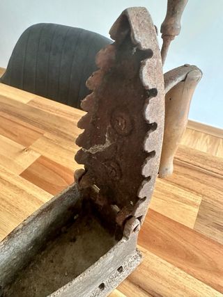 Plancha antigua hierro