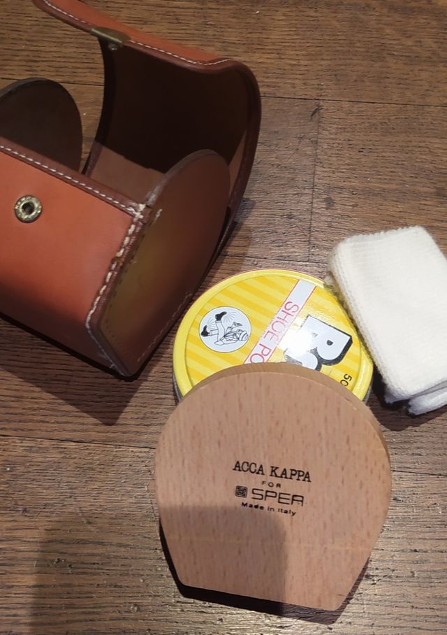 Kit da viaggio per pulizia scarpe