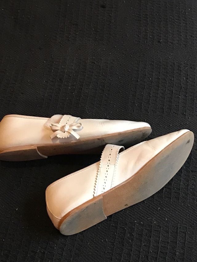 Zapatos de niña blancos