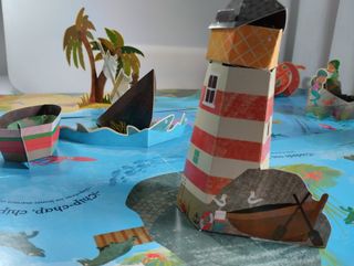 LIBRO JUEGO PIRATAS Y CRIATURAS MARINAS