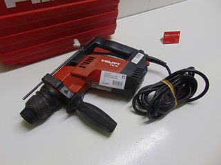 TALADRO PROFESIONAL CON MALETA Y BROCAS (149130)