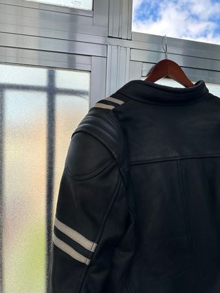 Chaqueta moto de piel Racer con protecciones