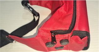 RADIO-CASSETTE RIÑONERA COCA-COLA