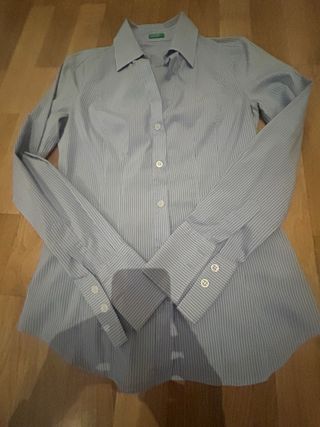 Camisa azul de rayas Benetton