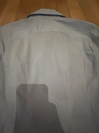 Camisa azul de rayas Benetton