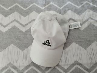 Gorra Adidas nueva